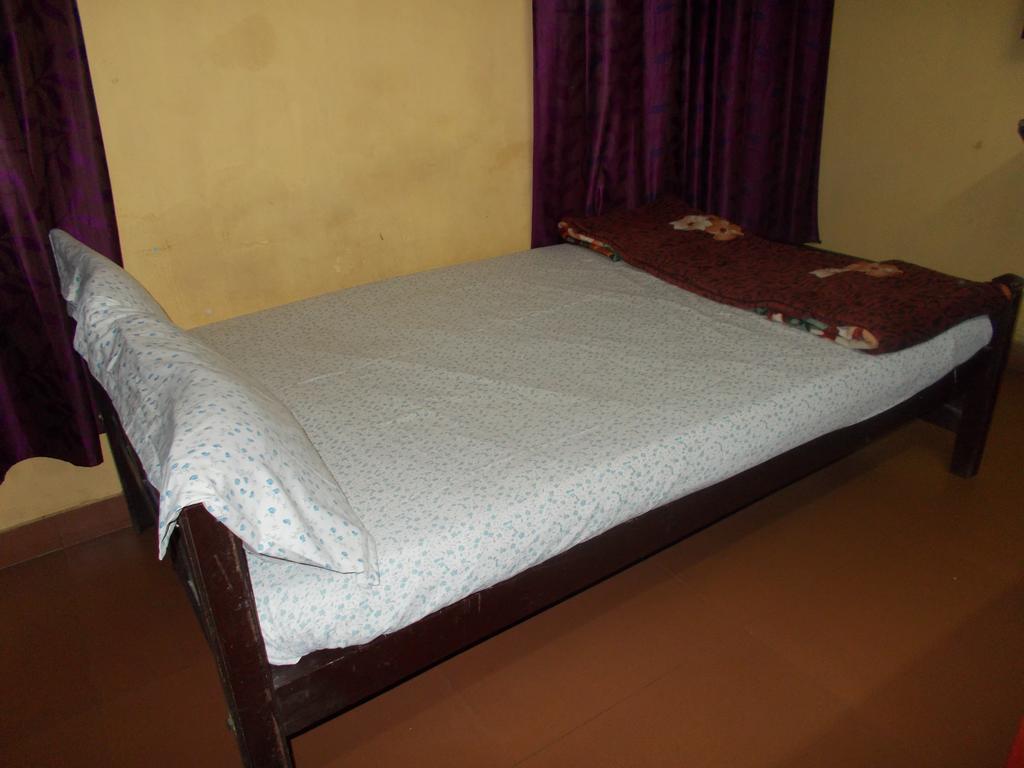 Hôtel Guruvayur Bunglow Extérieur photo