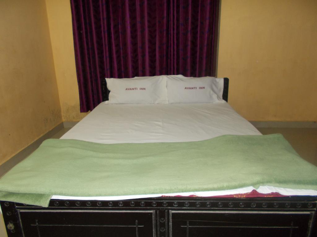 Hôtel Guruvayur Bunglow Extérieur photo
