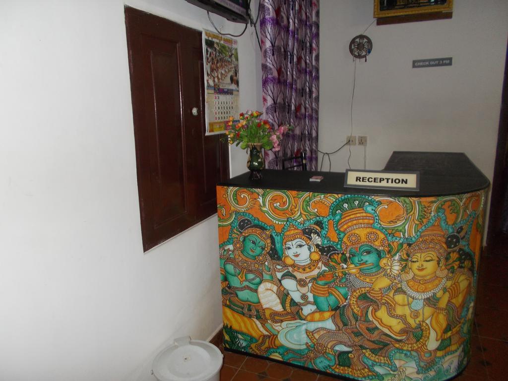 Hôtel Guruvayur Bunglow Extérieur photo