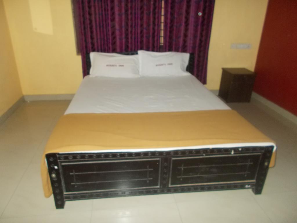Hôtel Guruvayur Bunglow Extérieur photo