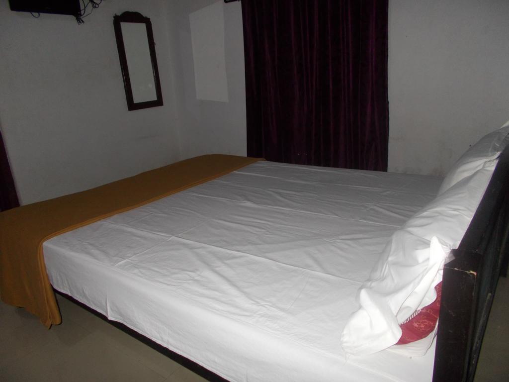 Hôtel Guruvayur Bunglow Extérieur photo