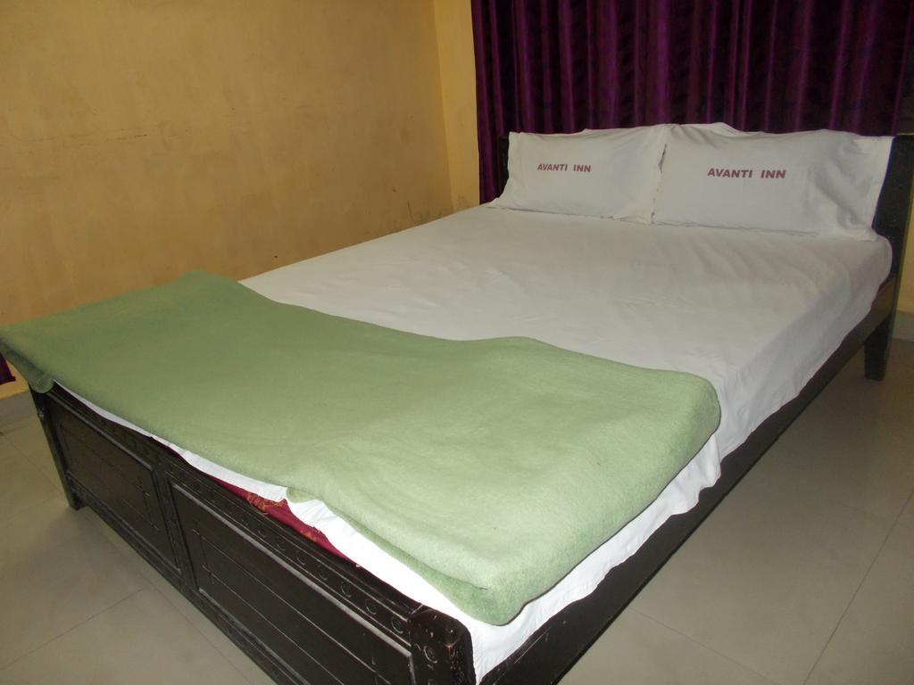 Hôtel Guruvayur Bunglow Extérieur photo